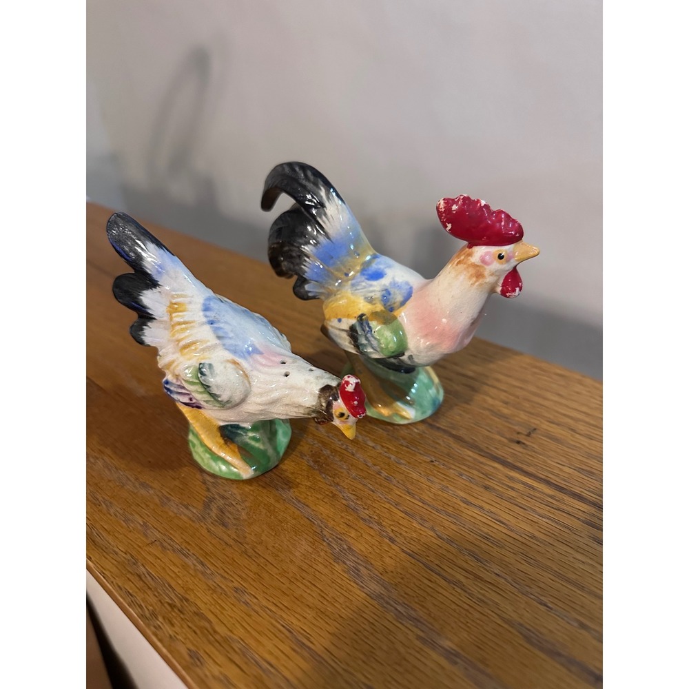 Vintage Japan Ceramic Rooster Hen Salt Pepper Shakers Farmhouse Hand Painted Set